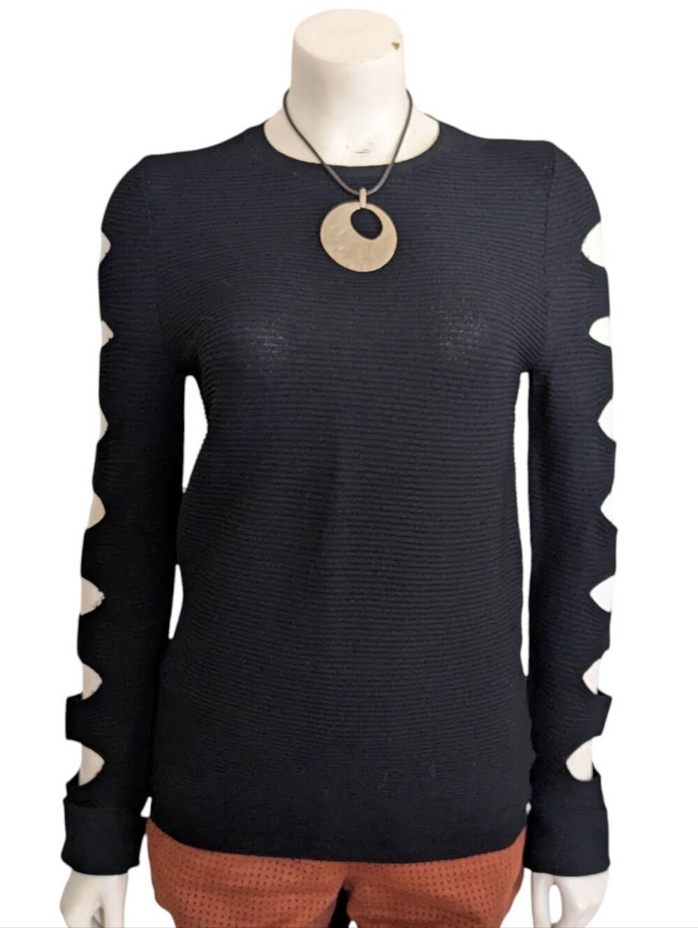 Skull Cashmere Ribbed Knit Sweater Size Medium